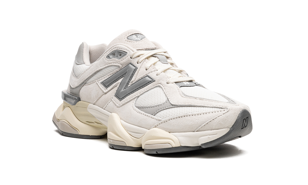 9060 Sea Salt White LAST PAIRS READY FOR DELIVERY