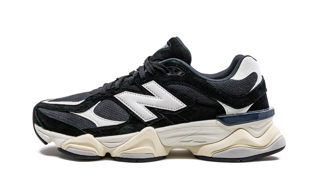 9060 Black White