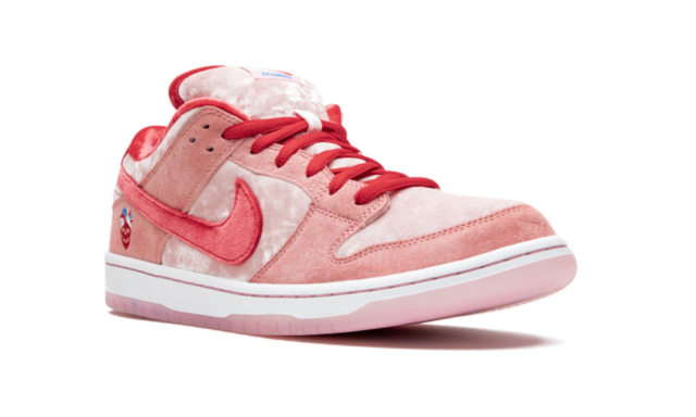 SB Dunk Low Strangelove