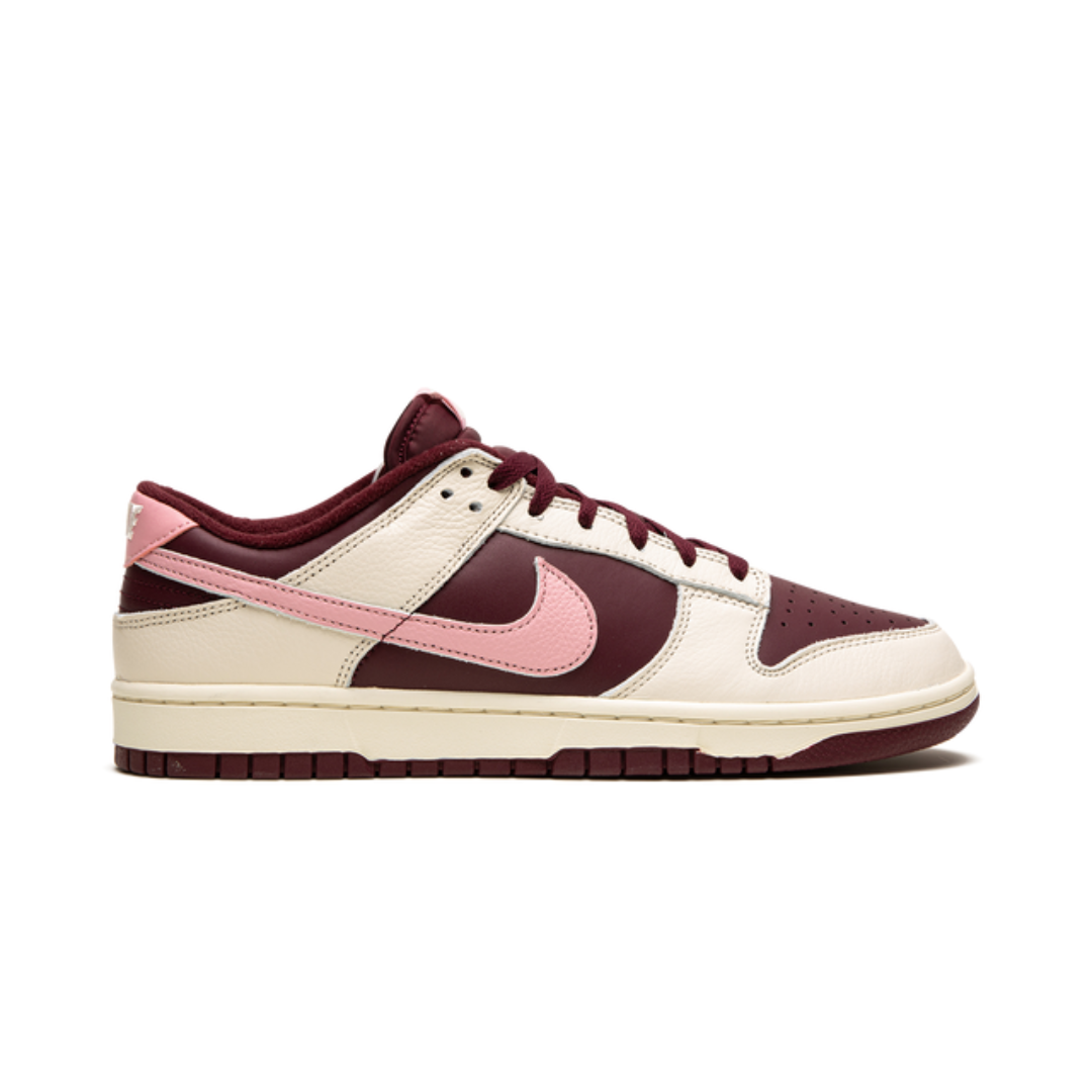 Dunk Low Valentine’s Day