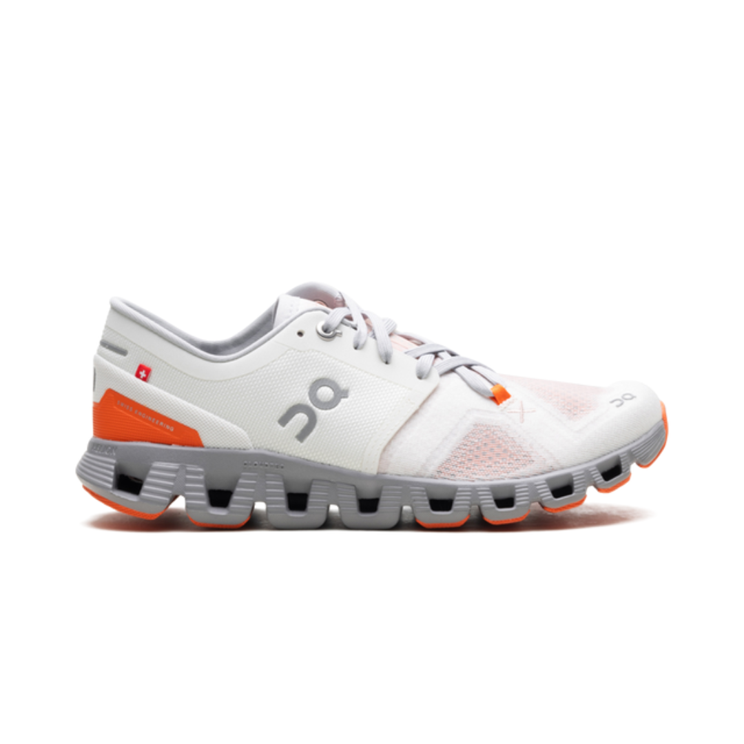 Cloud X 3 Ivory Alloy
