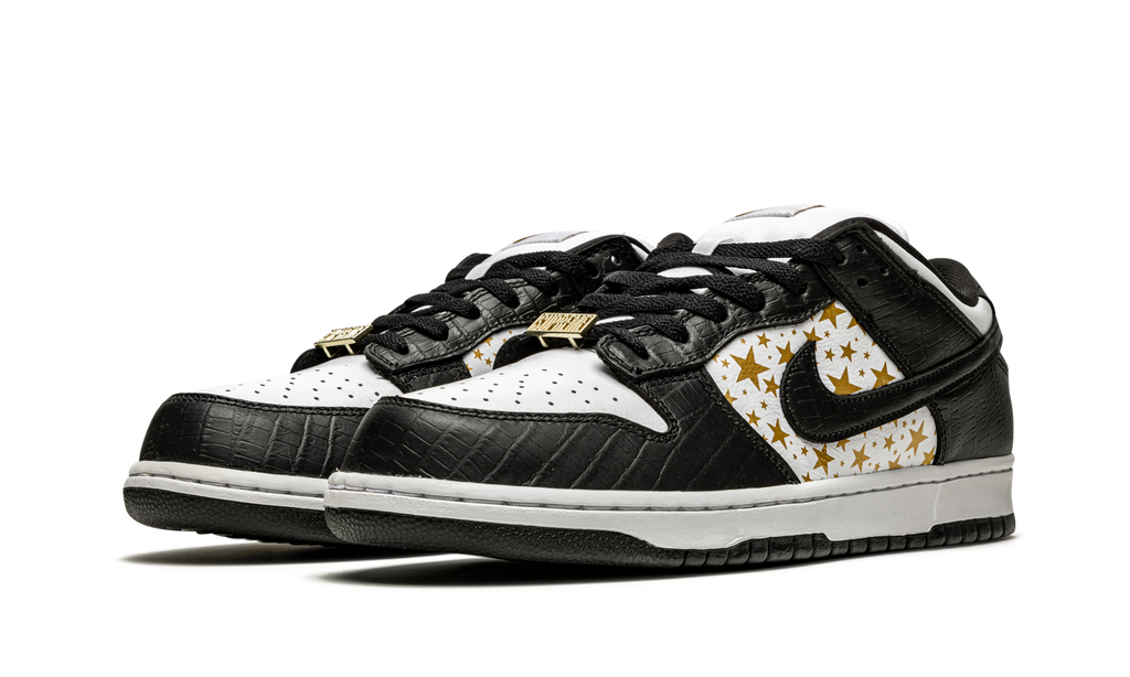 SB Dunk Low Stars Black