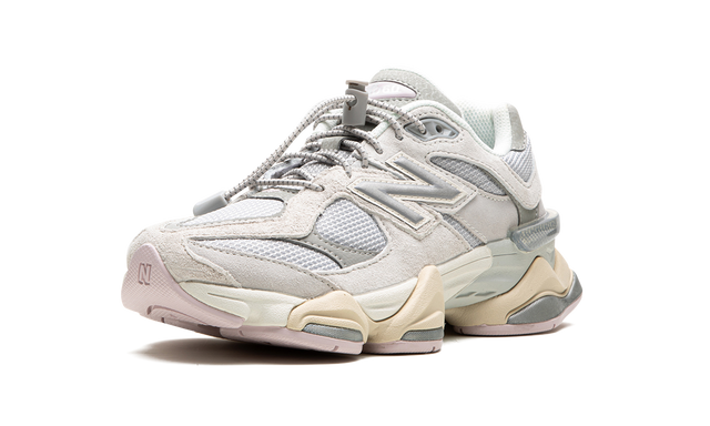 9060 Grey Lilac