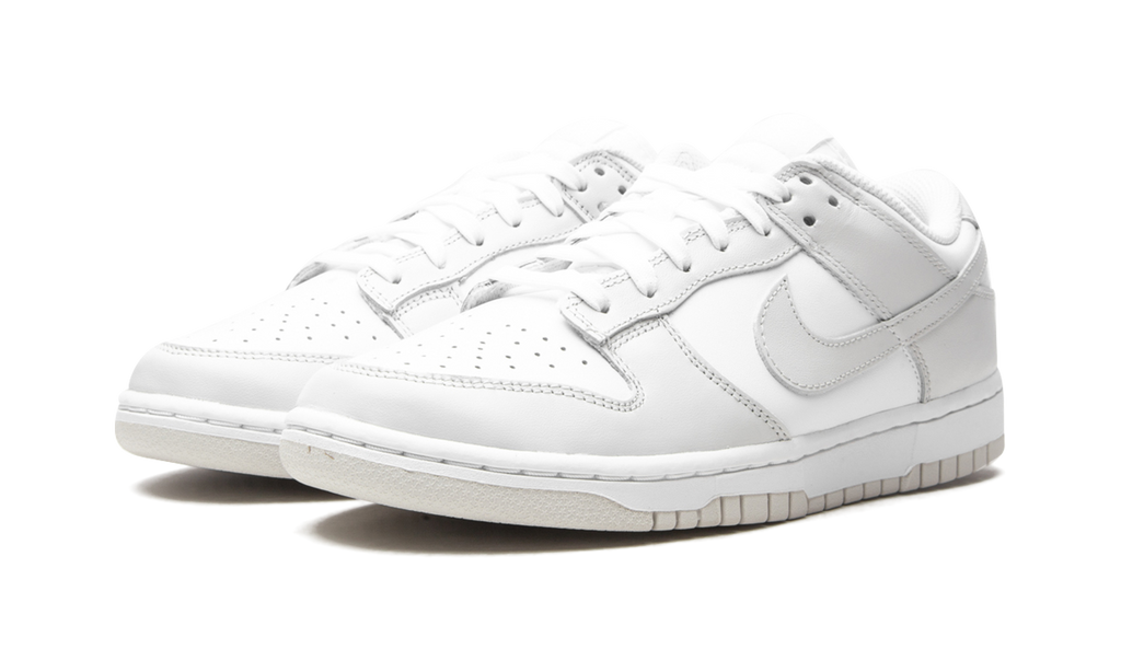 Dunk Low Photon Dust