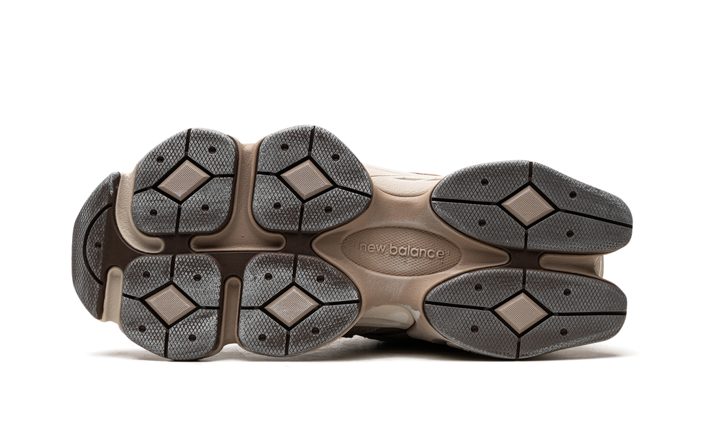 9060 Mushroom Timberwolf LAST PAIRS READY FOR DELIVERY