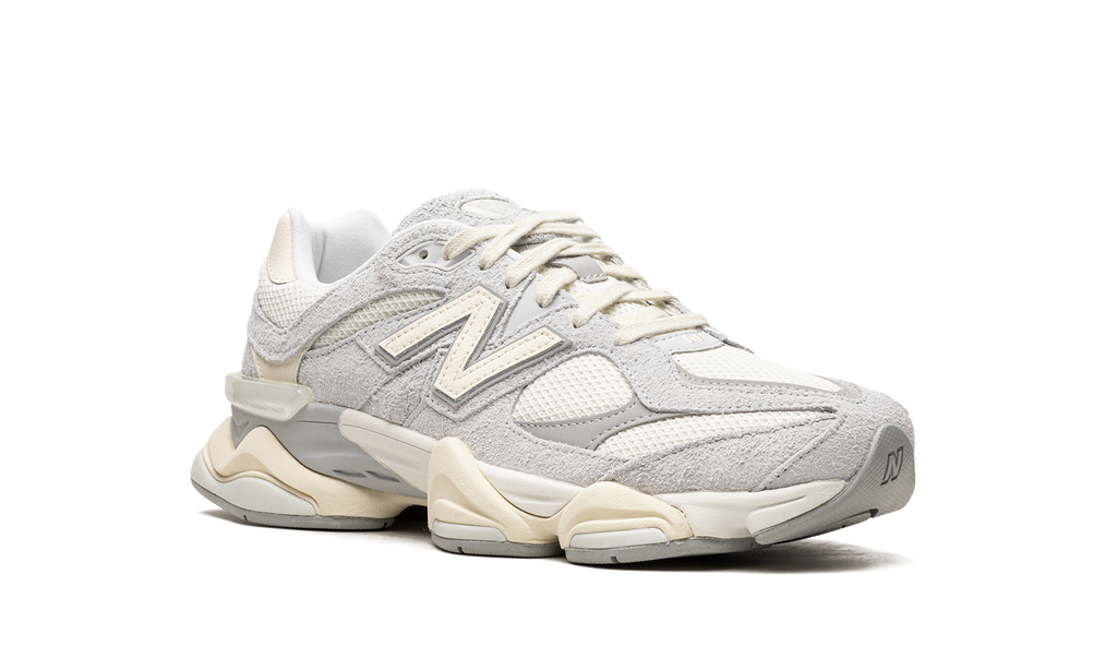 9060 Quartz Grey LAST PAIRS READY FOR DELIVERY