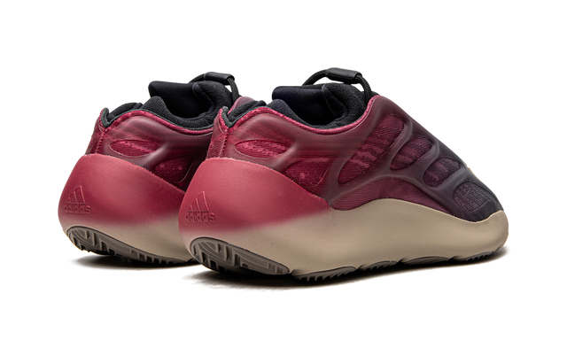 Boost 700 V3 Fade Carbon
