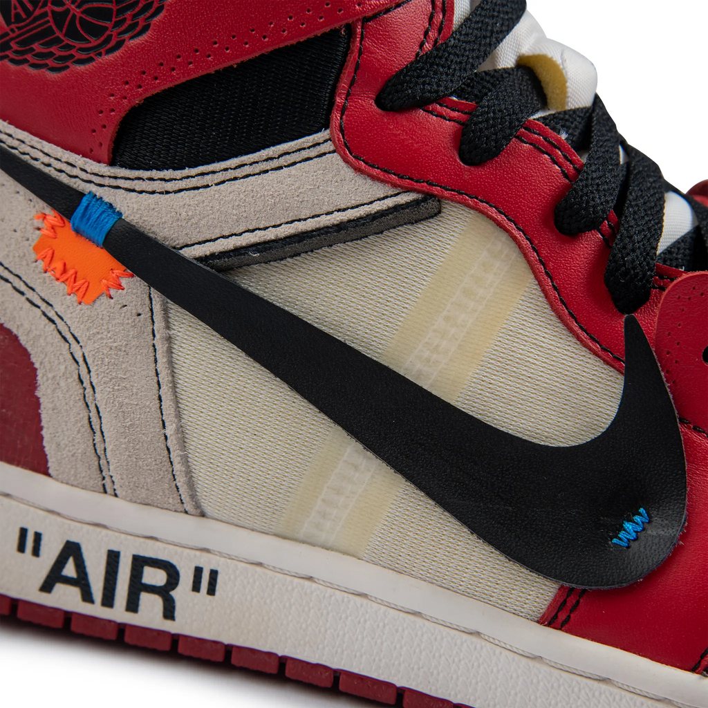 Preloved - Air 1 x Off-White 1 Retro High OG Chicago