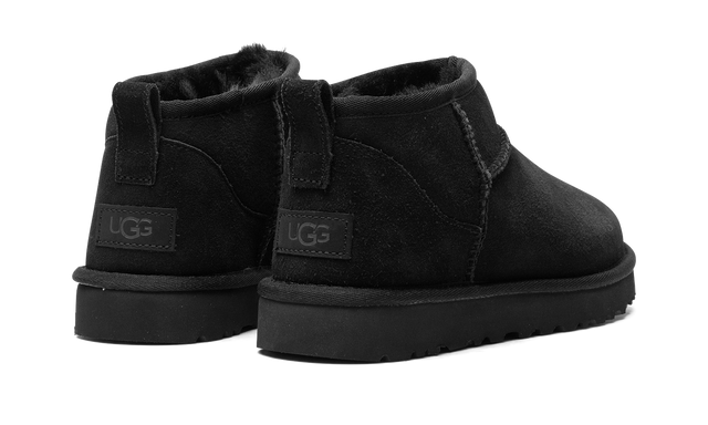 CLASSICS ULTRA MINI WMNS "Triple Black"