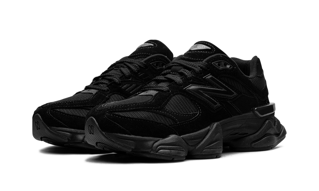 9060 Triple Black