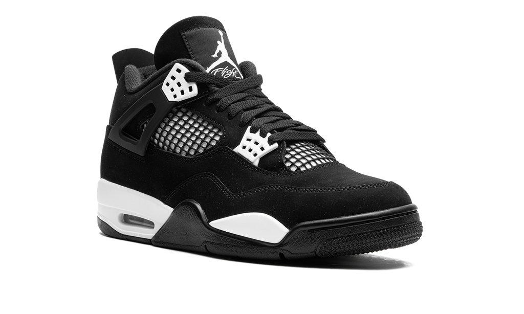 Air 4 White Thunder