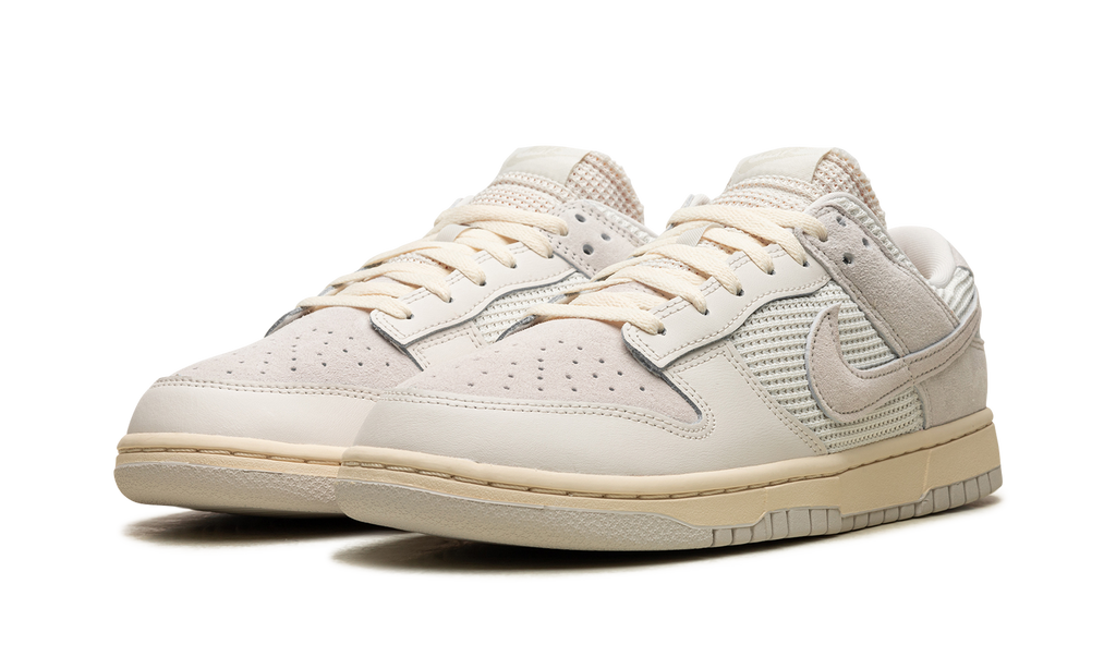 Dunk Low Light Bone